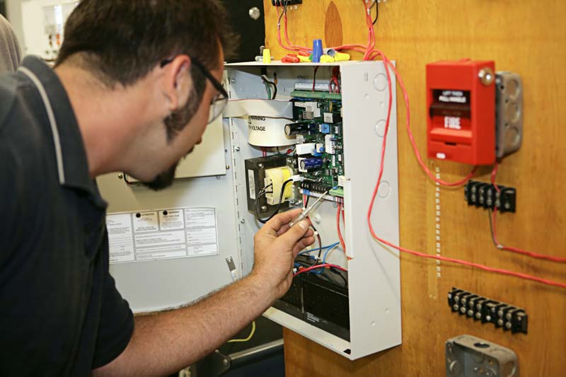 Installation d'électricité, Voiron